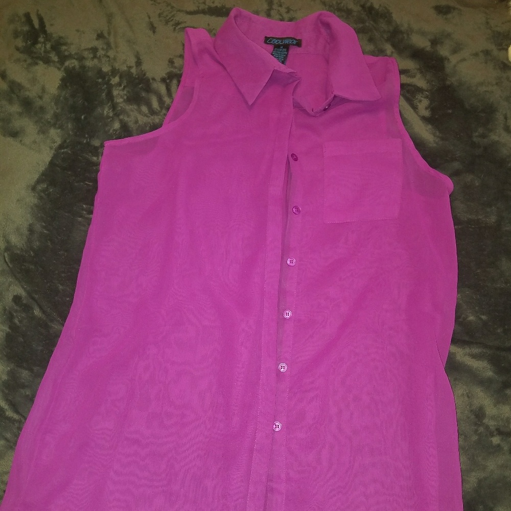 Shirt - Picture 2 of 4